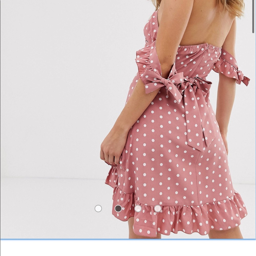 In The Style off shoulder asymmetric mini dress - Picture 2 of 4